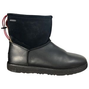 UGG Mens Classic Toggle Waterproof Boot Black 1017229 men’s size 9